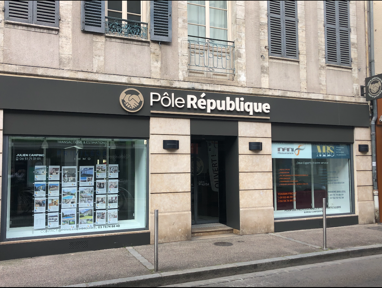 Devanture du Pôle République